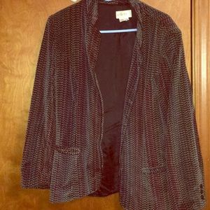 Unique velvet blazer with great pattern